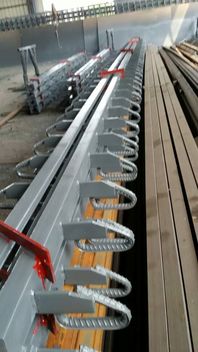 ������s�p