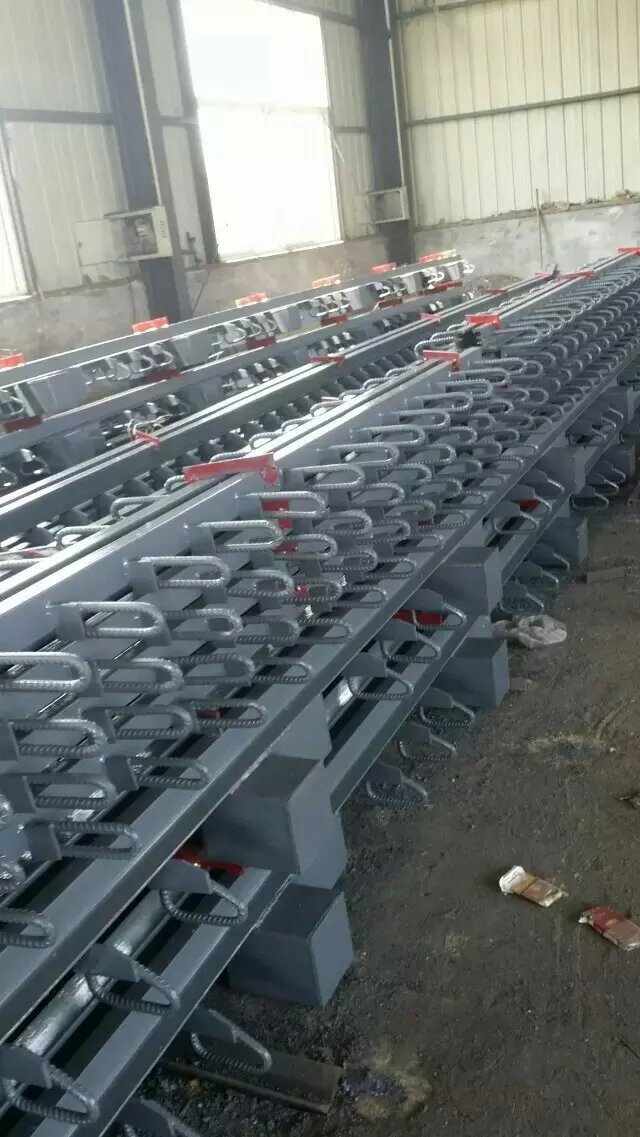 ������s�p